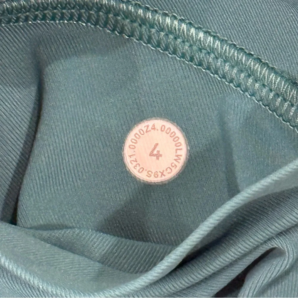 Lululemon Swift Speed High-Rise Tight 25” Leggings Teal Lagoon Size 4 Pilates
